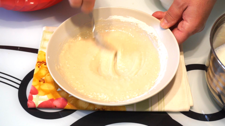 1 - Cozonac cu Nucă și Rahat 1 - Cozonac cu Nucă și Rahat