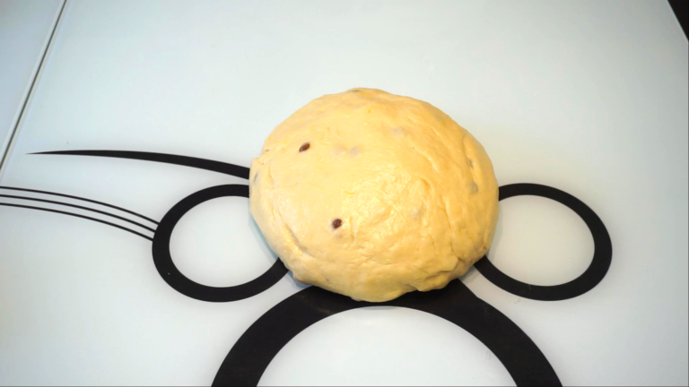 2 - Cozonac cu Nucă și Rahat 2 - Cozonac cu Nucă și Rahat