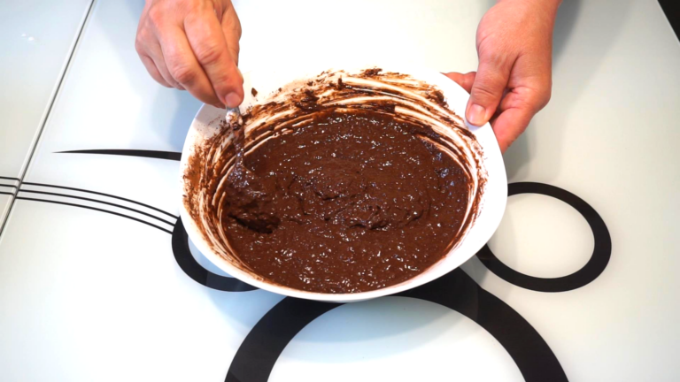 3 - Cozonac cu Nucă și Rahat 3 - Cozonac cu Nucă și Rahat