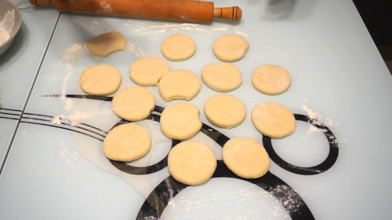 3 - Gogoși Pufoase de Casă