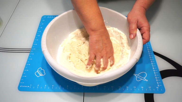 1 - Aluat Pufos pentru Pizza