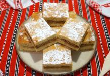 Prăjitură Țărănească cu Mere Prăjitură Țărănească cu Mere